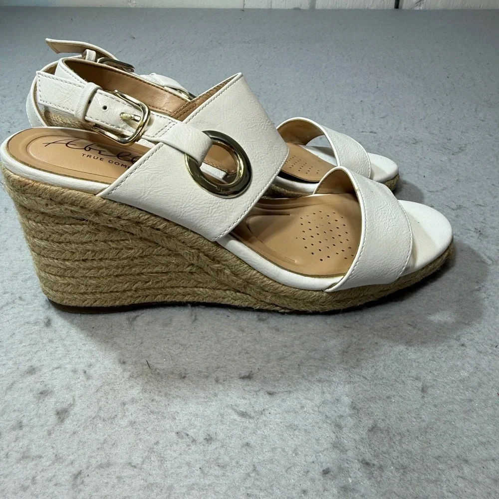 Abella Wedge Sandals Womens 10 White Espadrille Slingback Gold Ring True Comfort